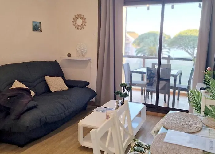 Au bord de l'eau mer, lac, et Canigou, Classé 3 étoiles ! * Le Barcarès