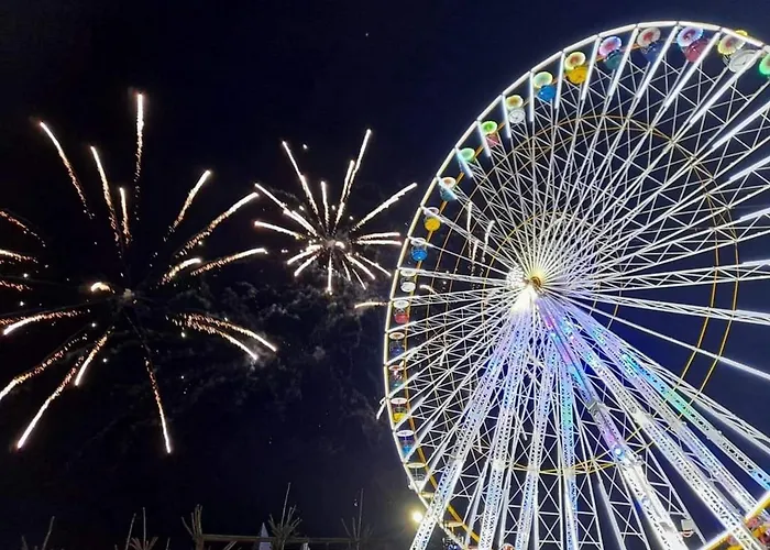 Au bord de l'eau mer, lac, et Canigou, Classé 3 étoiles !