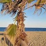 Au Bord De L'eau Mer, Lac, Et Canigou, Climatise, Classe 3 Etoiles ! Apartmán Le Barcarès