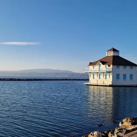 Apartment Climatise Avec Piscine, Magnifique Vue Mer, Et Le Mont Canigou ! Le Barcares