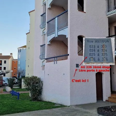 Au Bord De L'eau Mer, Lac, Et Pic Du Canigou, Piscine Et Parking Gratuit, Climatisé, Confort, 4 Personnes Maximum, Classé 3 étoiles ! * Le Barcarès