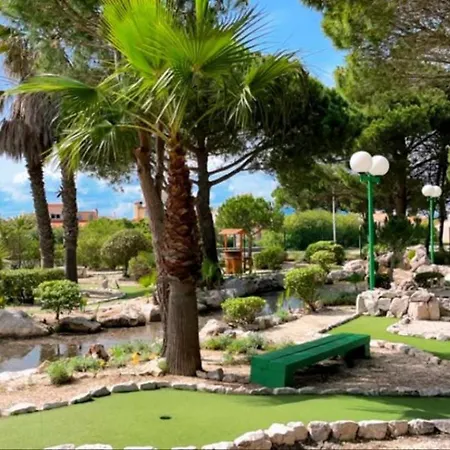 Au Bord De L'Eau Mer, Lac, Et Canigou, Classe 3 Etoiles !