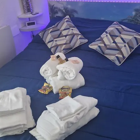 Apartmán Au Bord De L'eau Mer, Et Canigou A Barcares, Piscine Et Climatisation, Magnifique Vue ! *